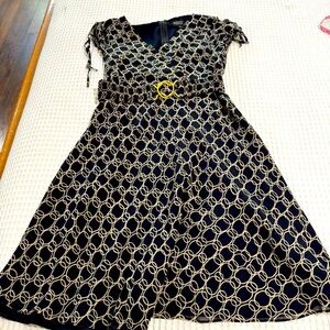 Adrianna Papell Dress SZ 8P Black/Tan Print Short Sleeve Stretch Belt